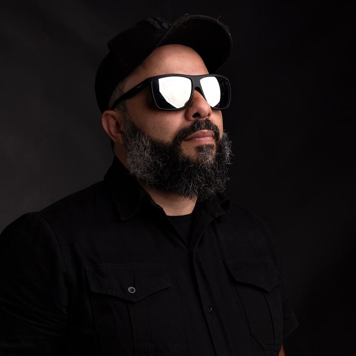Dennis Phillipps, fotógrafo e diretor de arte da Cores & Sons